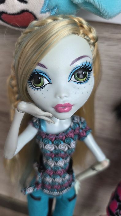 лагуна и дракулаура монстр хай