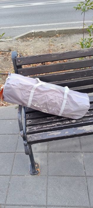 Cort .Vând 2 corturi Crivit BLACKOUT de 4 persoane - Noi, nefolosite!