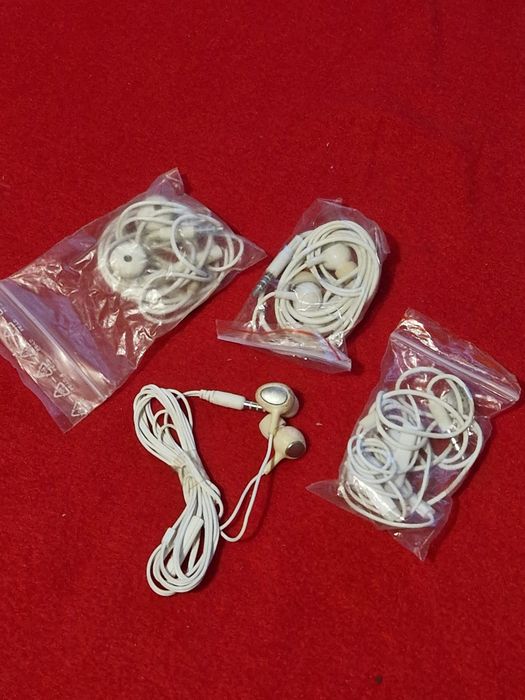 Căști audio perfect funcționale