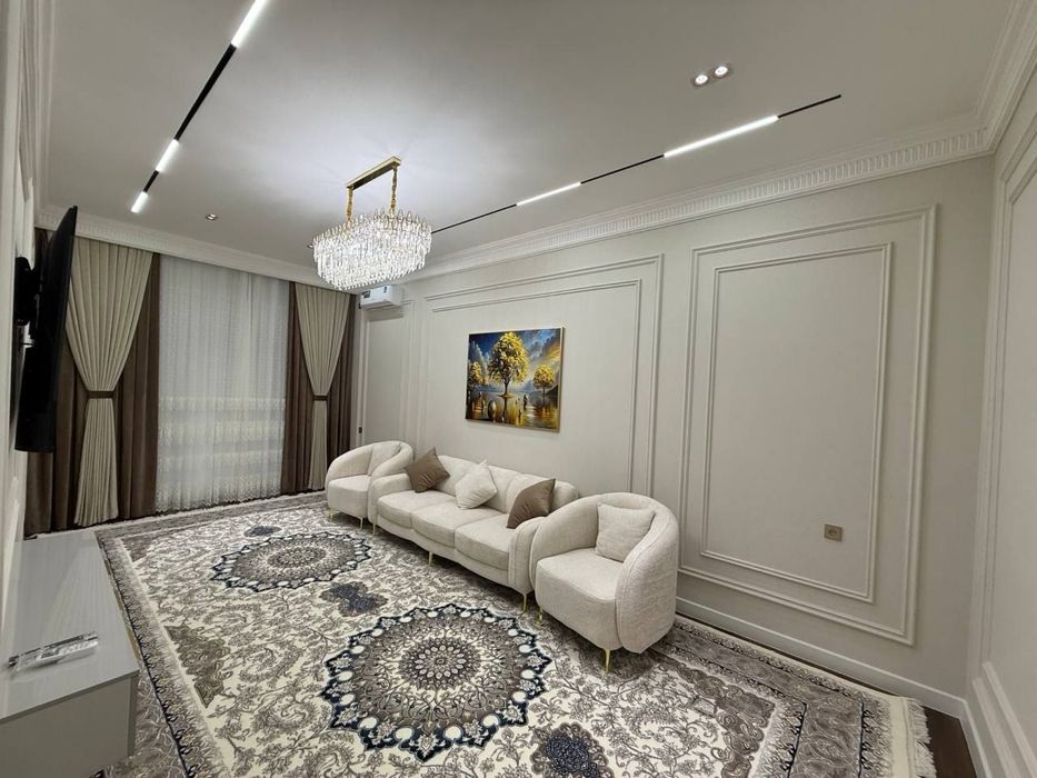 Продается 3 ком. Квартира площадью 103 кв.м. Ор. Автосалон Киа