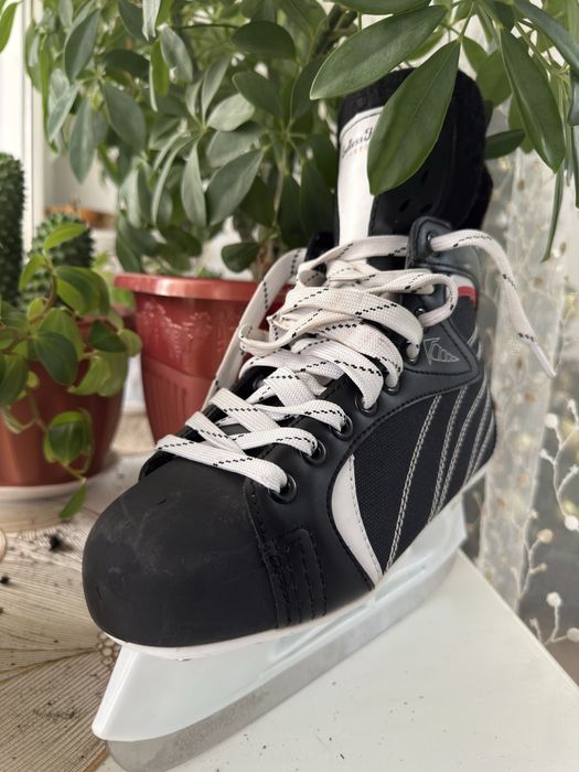 Продаю коньки для подростка