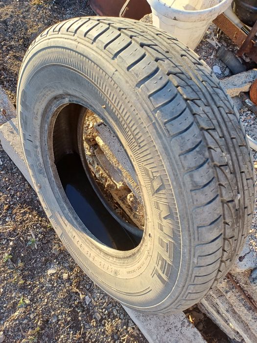 Шины продам 1шт 8000тг