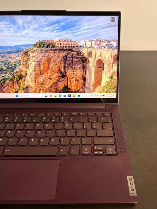 Laptop Lenovo YOGA Slim 7 14ITL05 / 16GB RAM / 512GB SSD / i7