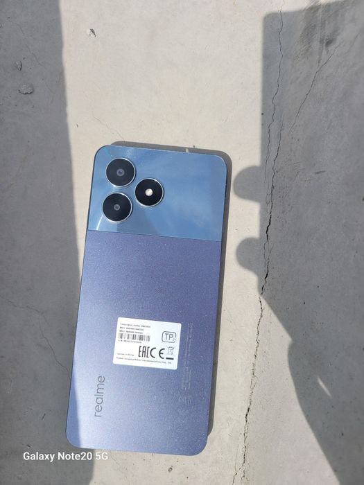 Realme Note 50..