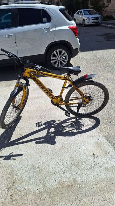 Velosiped sotiladi