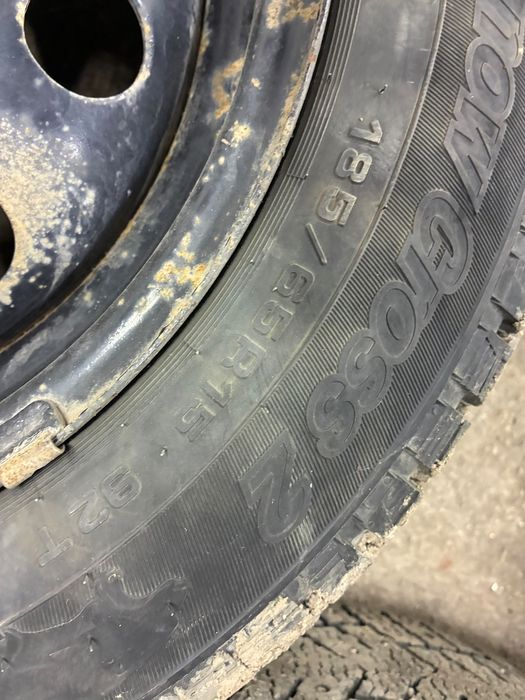 Продам диски с шинами 185/65/15 -4*100