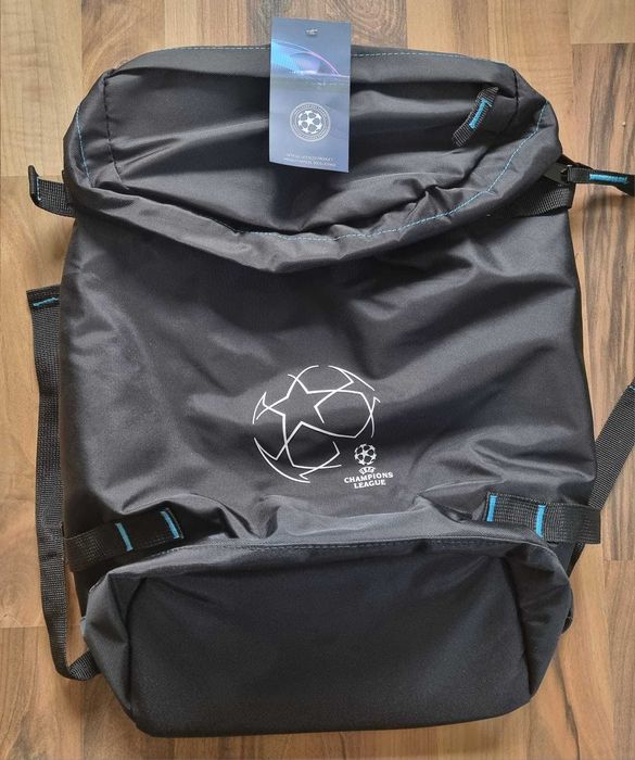 RUCSAC UEFA Champions League, nou, tipla cu eticheta, 79 lei