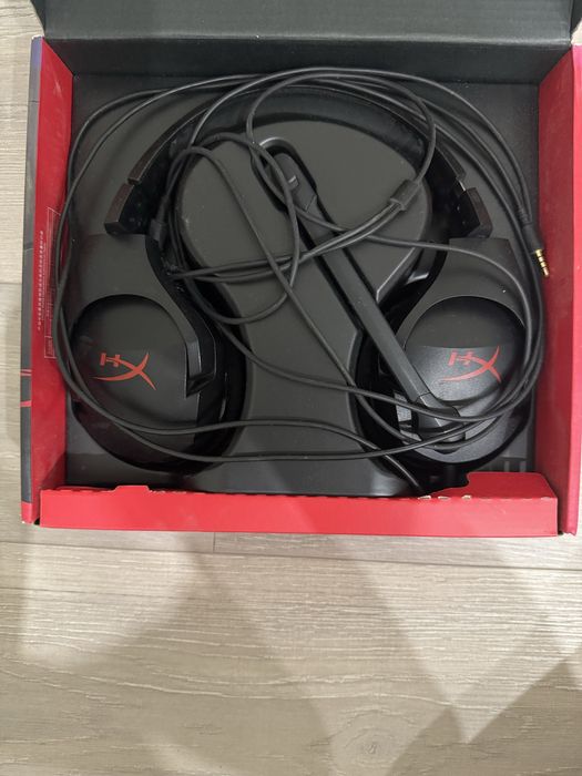 Продам наушники HyperX Cloud Stinger