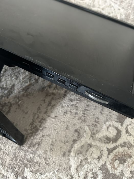 монитор LG продам