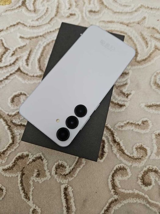 Продам Samsung S25+ Plus 256 gb