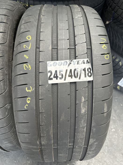 245/40/18  goodyear
