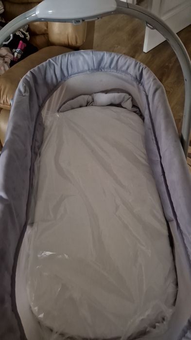 Продам шэзлонг манежка Chicco Baby Hug 4в1