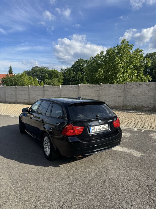Vând bmw seria 3 e91 facelift