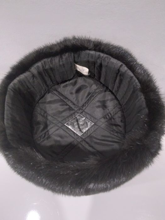 Продам шапку норкавую.