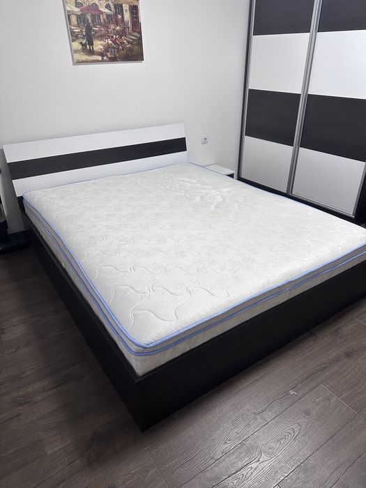 Спалня + матрак + две нощни шкафчета