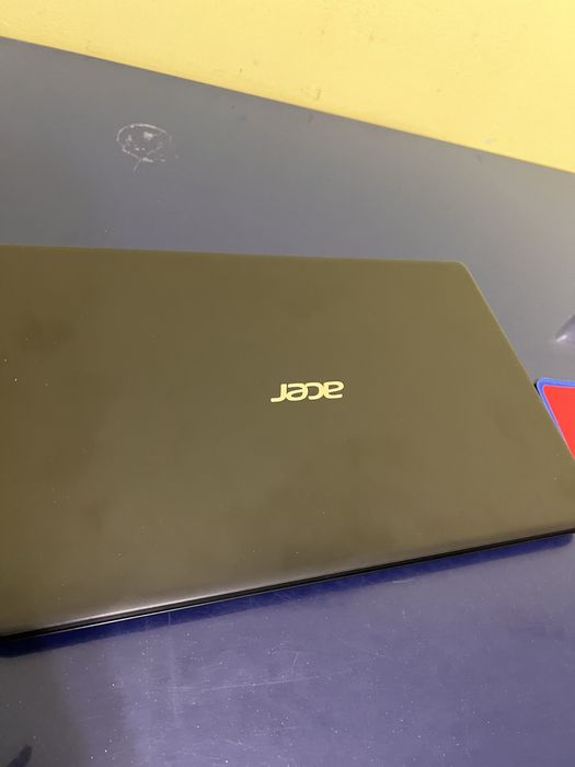 Acer notebook va Epson L364 printeri sotiladi