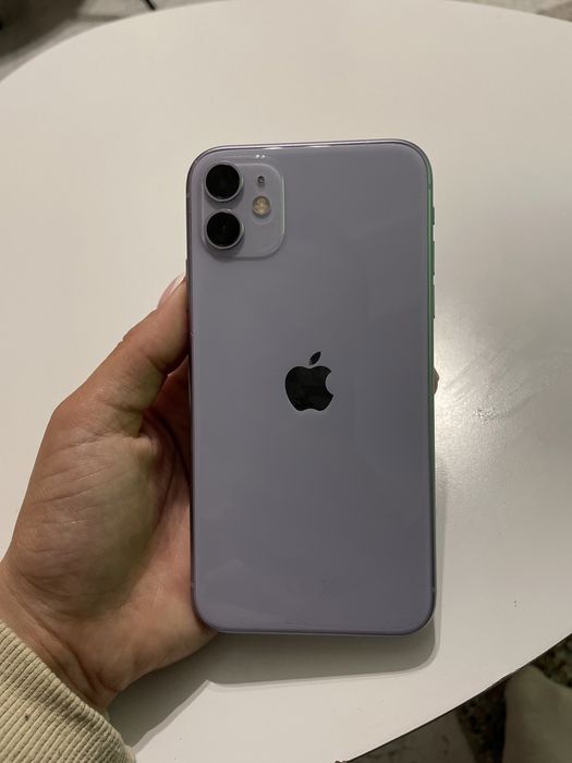 Продавам iphone 11