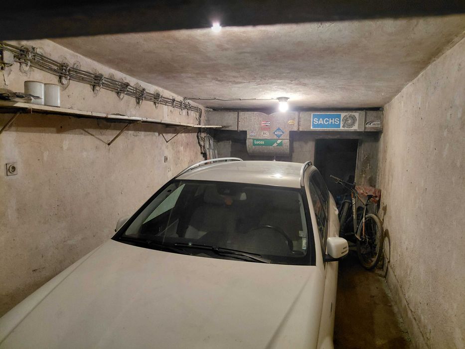 Гараж, Борово, ул.Родопски извор, 19 м2