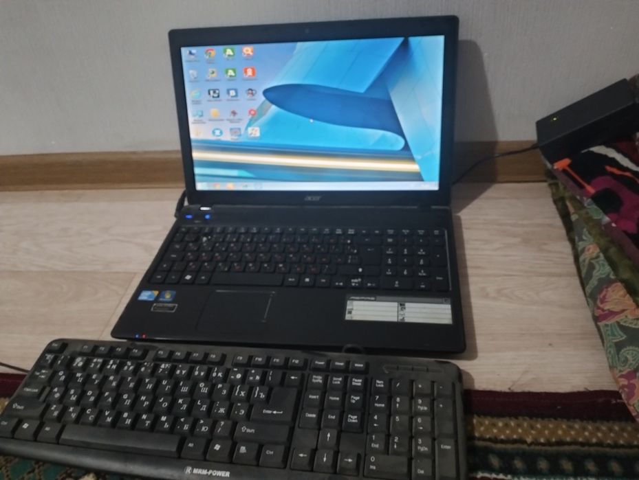 Ноутбук acer ески