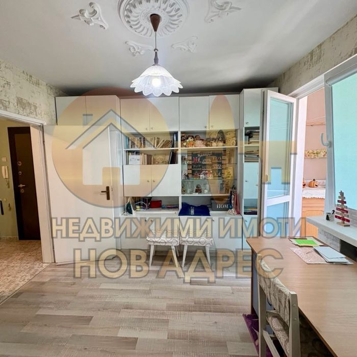 Продава се Четиристаен апартамент в Търговище, Център - 105 кв.м за 1477 €/кв.м - Снимка #5