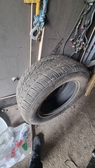 Продам резину на 18