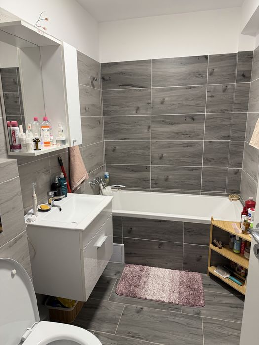 Garsoniera 40 mp strada Solstitiului Popesti Leordeni metrou Dimitrie