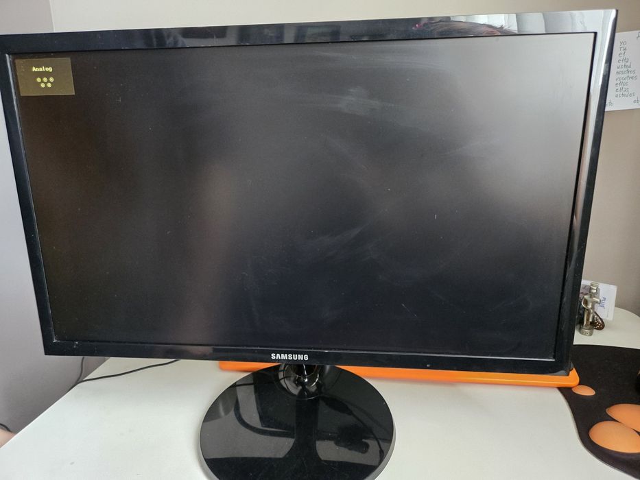 Монитор Samsung 22" (S22F350FHI)