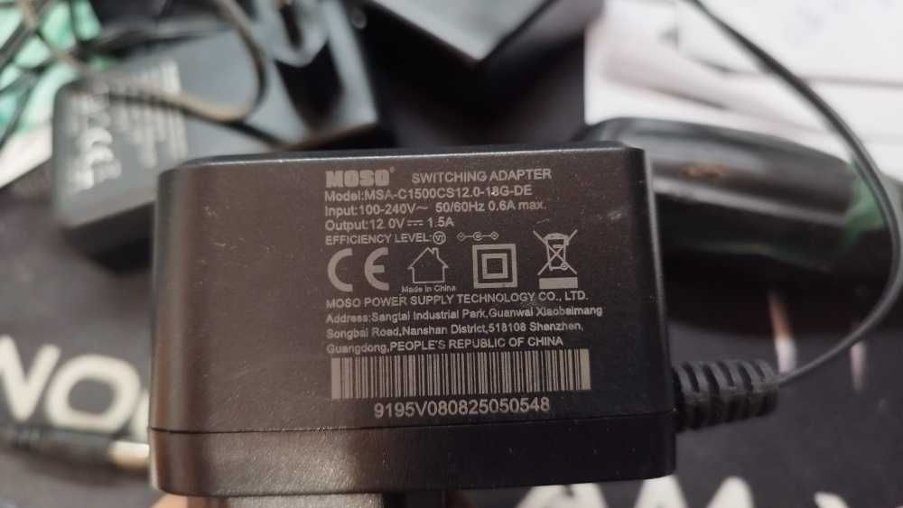 Продавам захранващи адаптери 12V - 1.5A