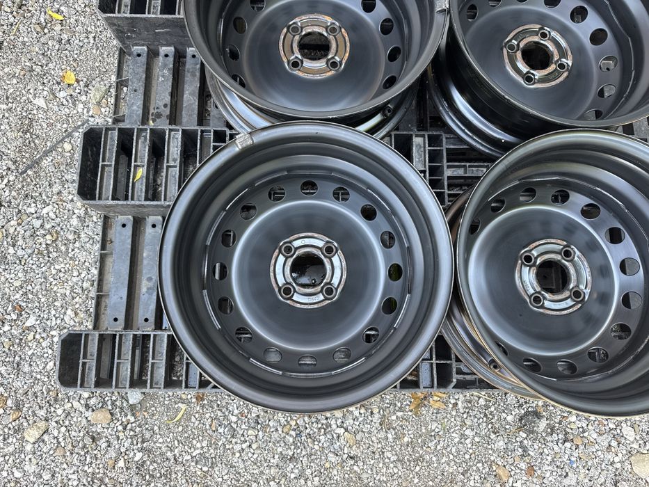 4бр.Оригинални джанти 15" 4x100 за Renault Kangoo,Dacia Dokker,Nissan