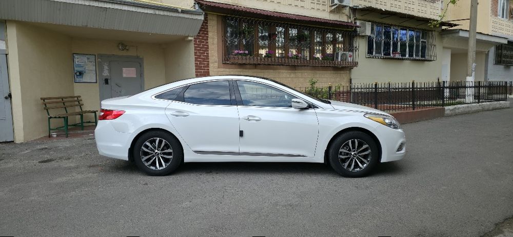 Hyundai Grandeur 2.4 белый, без ДТП, люк, кожа, ГБО