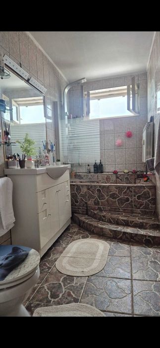 Vanzare apartament 3 camere