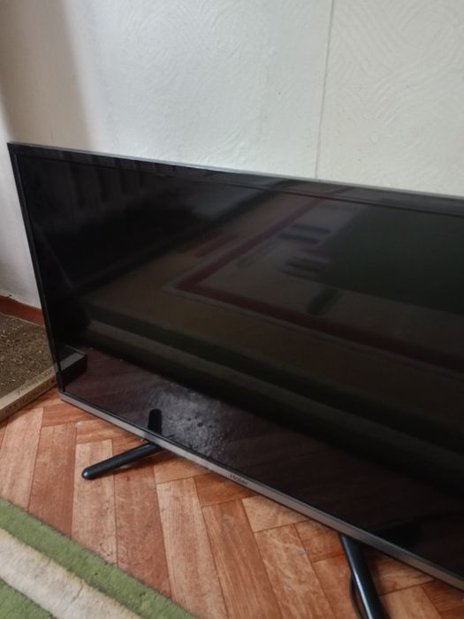 Smart Телевизор Haier 32" (81см)срочно!