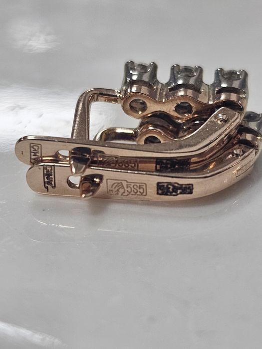 Светофор бриллианты 585проба