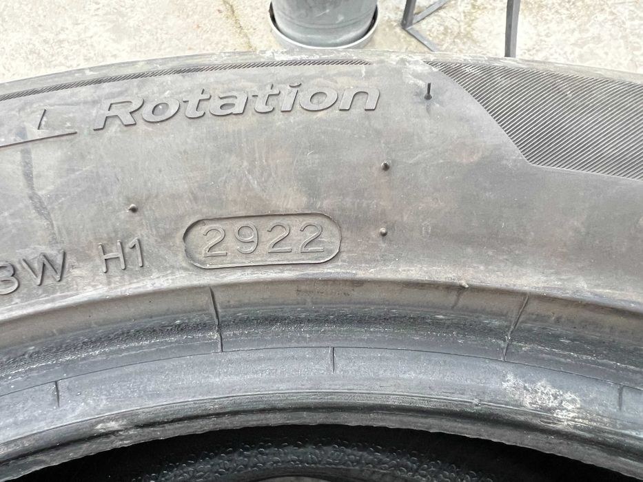 Продавам 2бр. зимни гуми Hankook 215/55/18 99V DOT2922 Made in KOREA!!