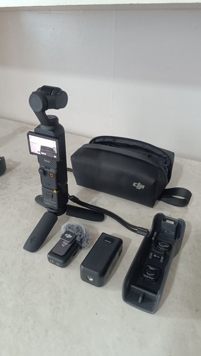 Экшн-камера DJI Pocket 3 Creator Combo