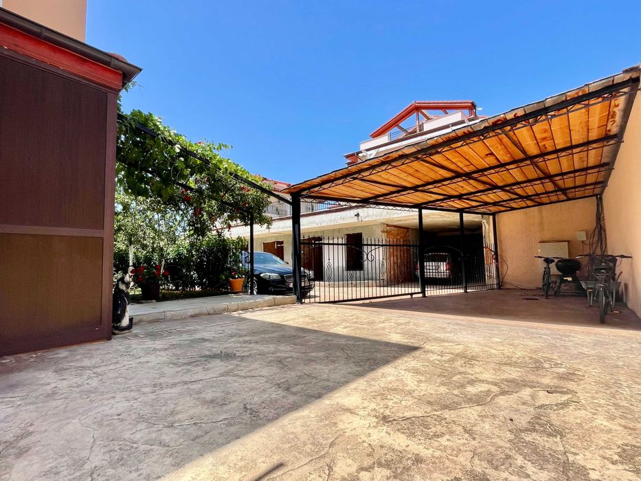 Продава се Къща в Свети Влас - 250 кв.м за 1520 €/кв.м - Снимка #5