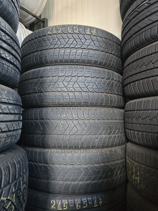 4 Броя 215/65/17 Pirelli 2x7mm 2x5,5mm