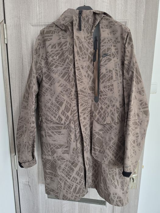 The Nike Storm Fit ADV jacket M large