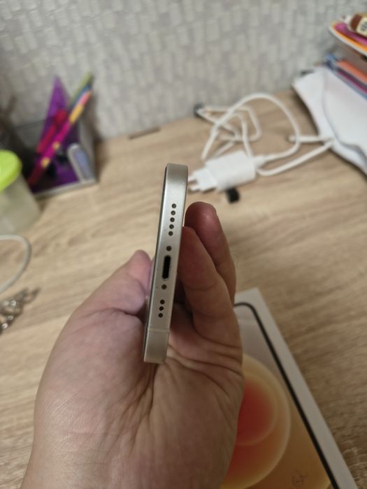 Iphone 12 128гб в новом состоянии