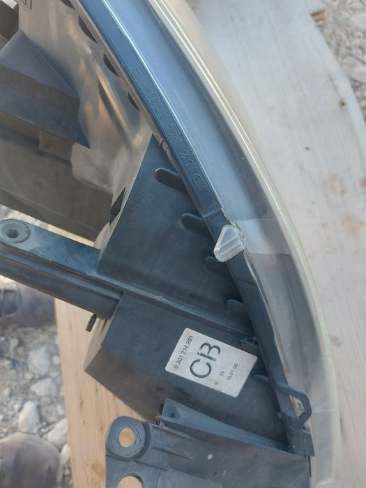 Оригинален Десен Фар за Опел Зафира Б 2005-2009 г