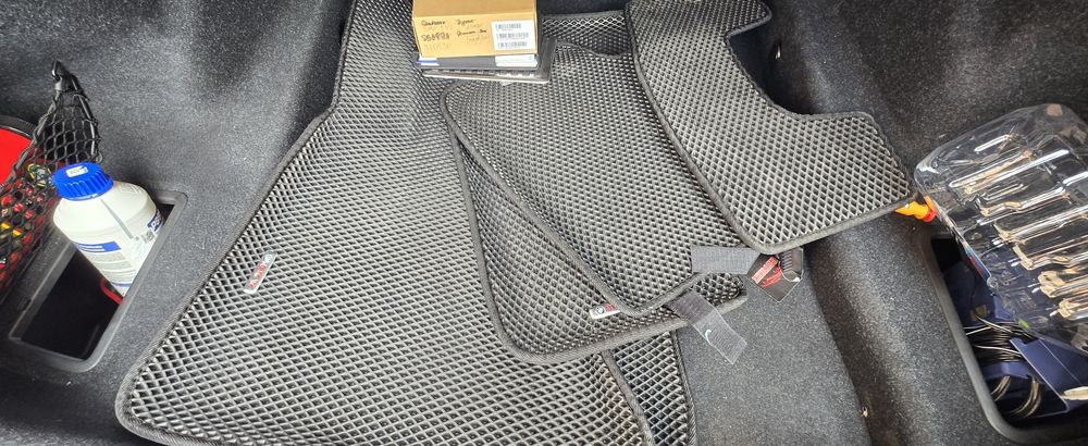 Продам полики от BMW G30