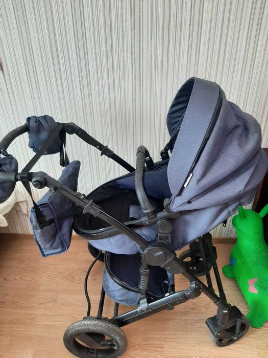 Детская коляска.