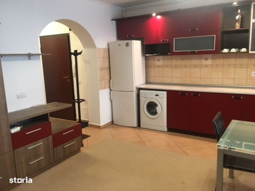 Apartament spatios 3 camere ~ Parter inalt ~ Balcon 8 mp