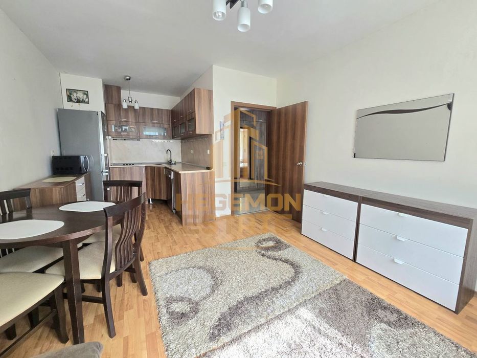 2-стаен в Варна, област-к.к. Св.Св. Константин и Елена площ 70 цена 1