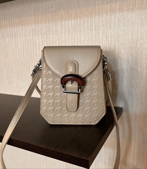 Сумка / сумочка на ремешке