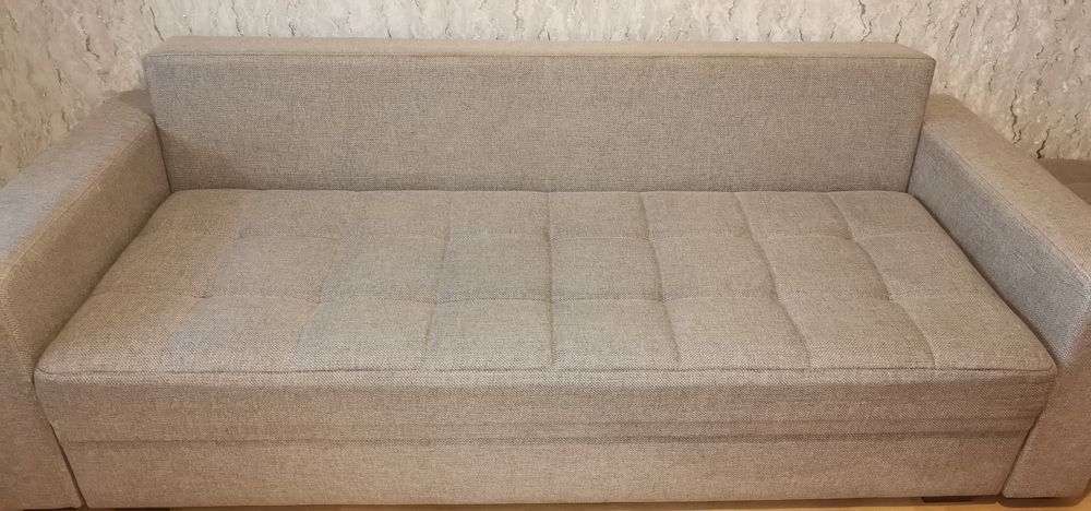 Диван, кресло и пуфик