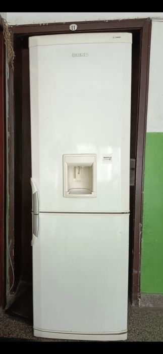 Хладилник BEKO CSE 34020 D – работещ, 340 л