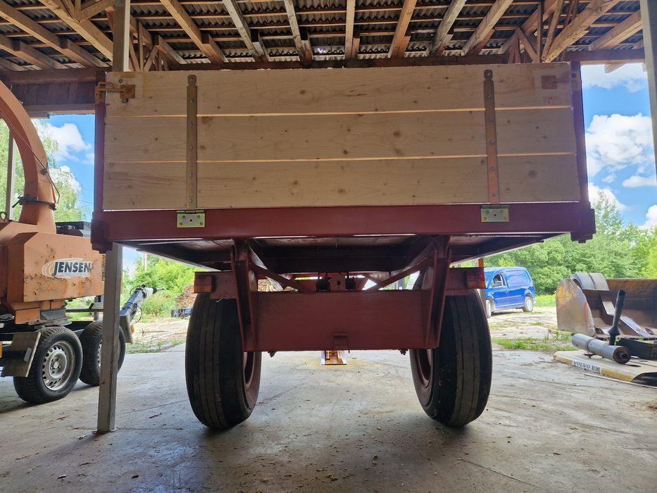 Remorca agricola basculabila 8T