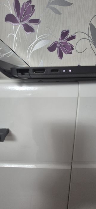 Vând Leptop HP 250 GB