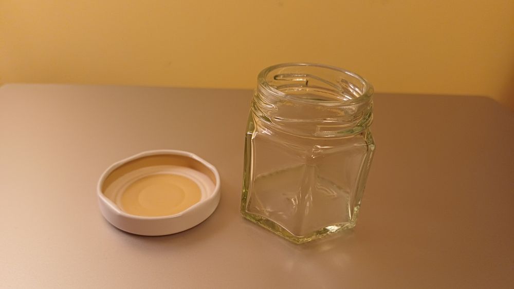 Borcan cu capac 45 ml